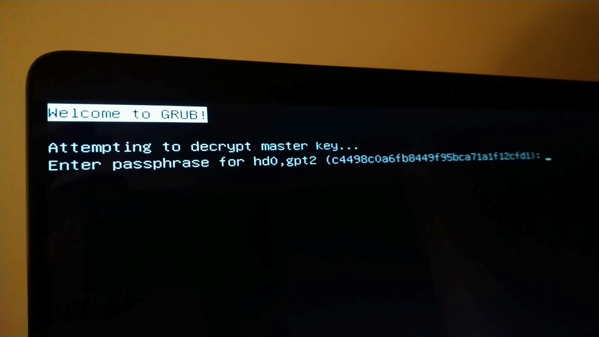 GRUB LUKS Encryption Unlock