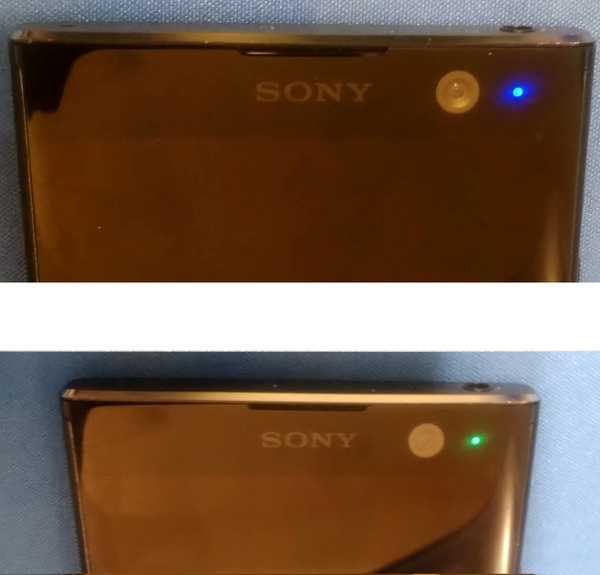 Blue dot indicates Fastboot mode (top) while Green dot indicates Sony service mode (bottom)