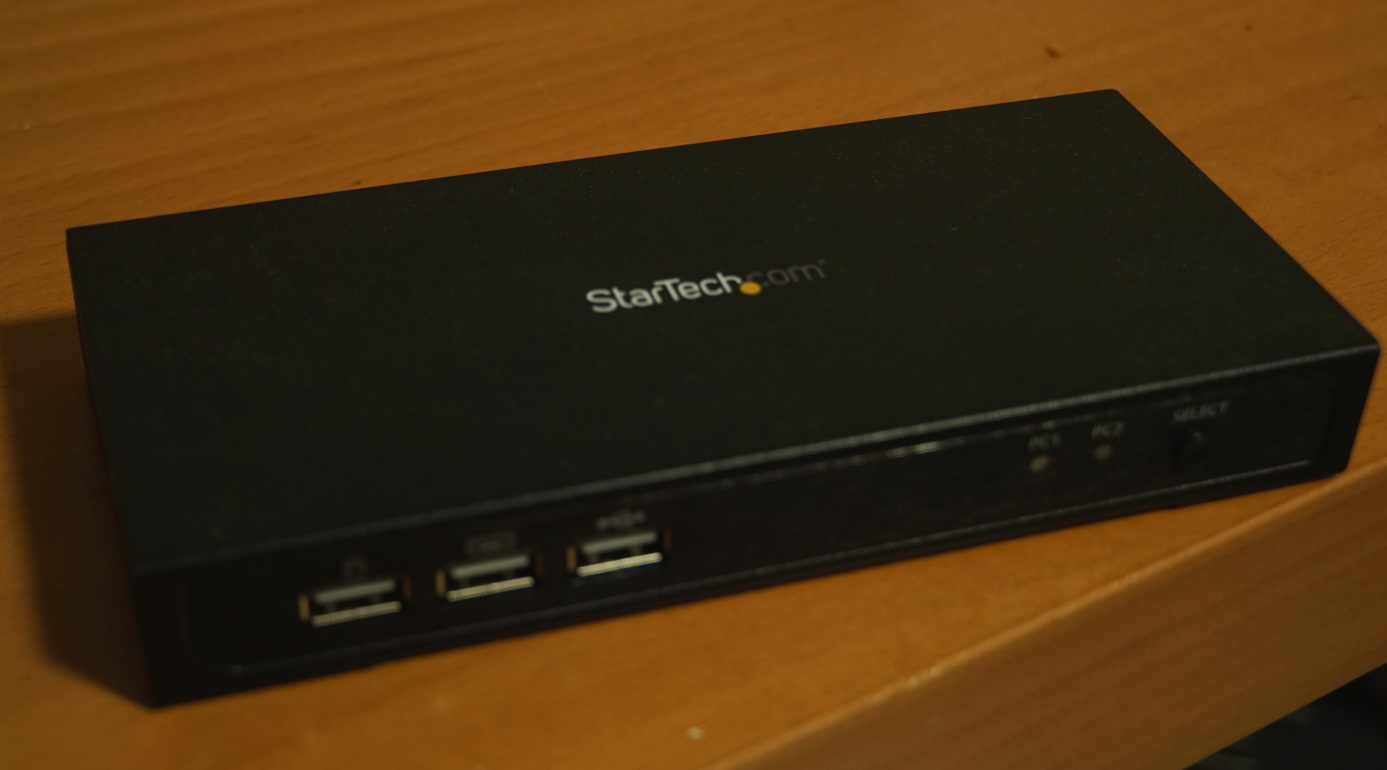 StarTech SV231MDPU2 KVM Switch